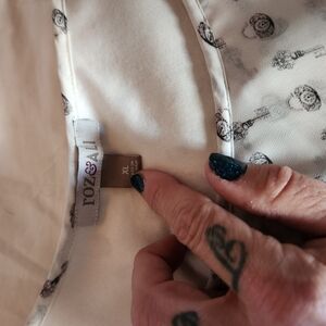 Roz & Ali Cream Blouse with Black Print